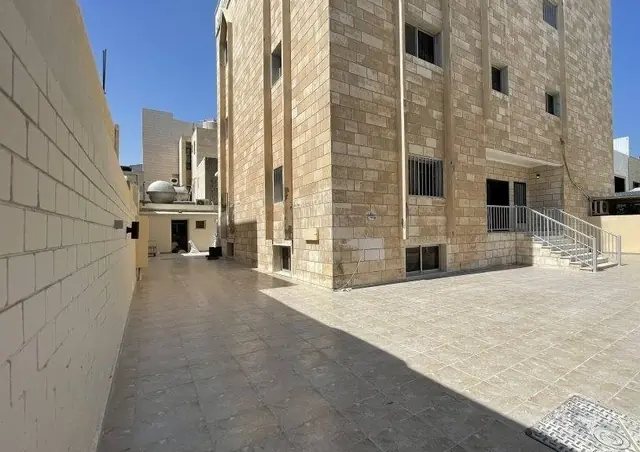 4 bedroom Apartment For Rent in Jabriya, Hawalli, Kuwait - photo 3