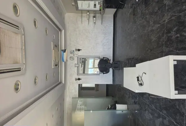 1 bedroom Shop/Office For Sale in Hawally, Hawalli, Kuwait - photo 7