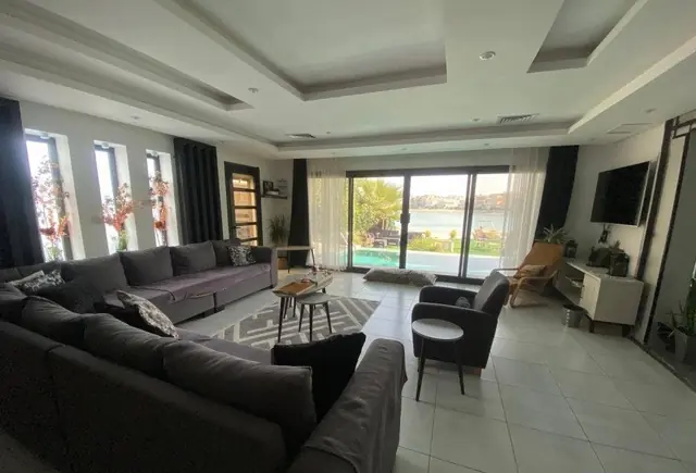 6 bedroom Chalet For Rent in Ahmadi, Ahmadi, Kuwait - photo 7