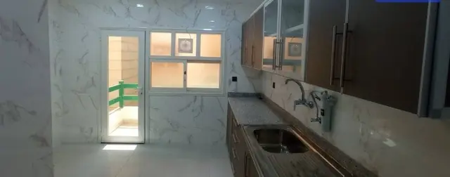 3 bedroom Shop/Office For Rent in Salmiya, Hawalli, Kuwait - photo 4