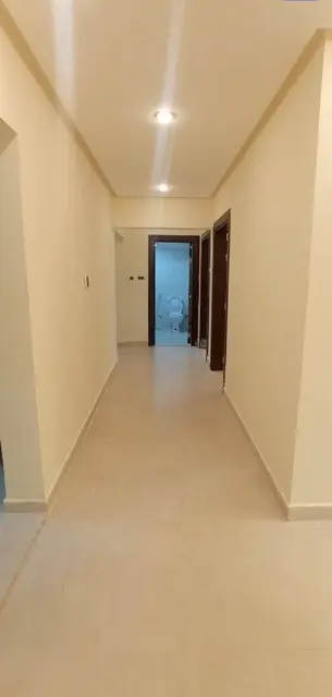 3 bedroom Shop/Office For Rent in Salmiya, Hawalli, Kuwait - photo 5