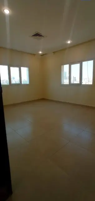 3 bedroom Shop/Office For Rent in Salmiya, Hawalli, Kuwait - photo 6