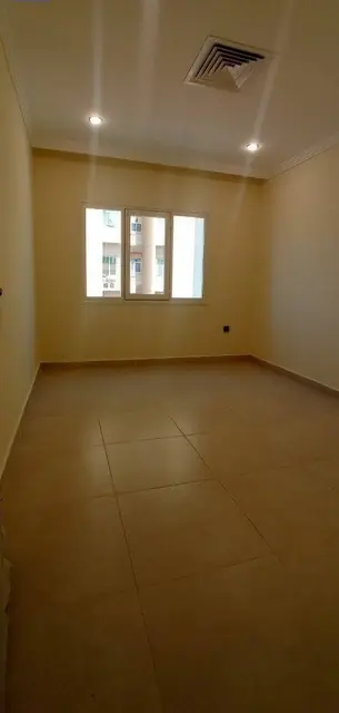 3 bedroom Shop/Office For Rent in Salmiya, Hawalli, Kuwait - photo 8