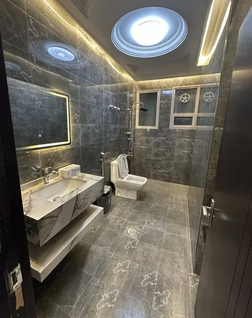 4 bedroom Shop/Office For Sale in Mangaf, Ahmadi, Kuwait - photo 6