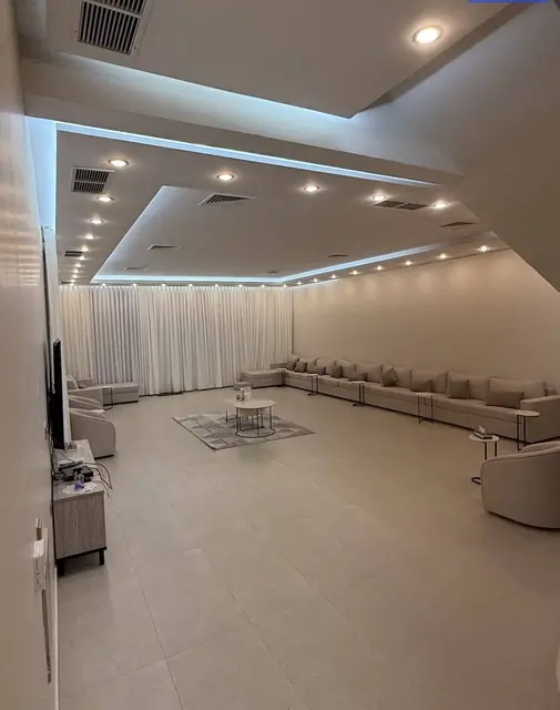 7 bedroom Chalet For Rent in Ahmadi, Ahmadi, Kuwait - photo 6