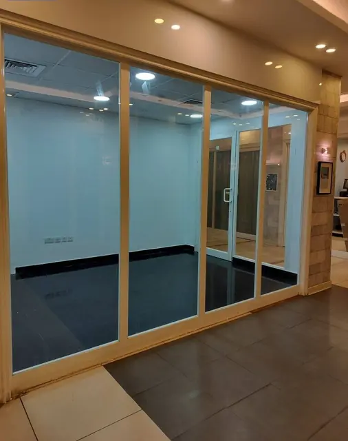 2 bedroom Shop/Office For Rent in Farwaniya, Farwaniya, Kuwait - photo 2