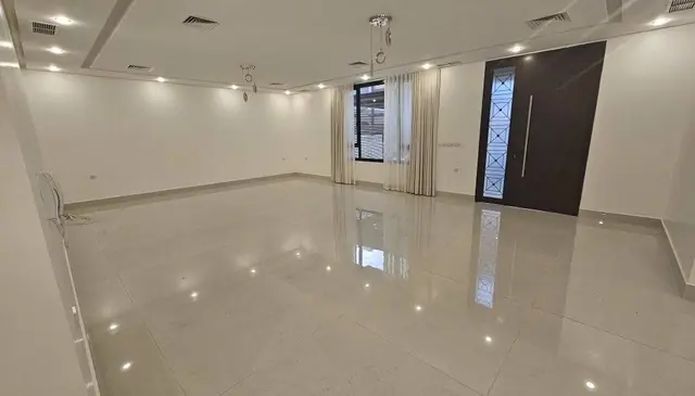 4 bedroom Villa For Rent in Al-Masayel, Mubarak Al-Kabeer, Kuwait - photo 4