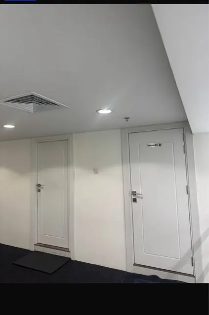Shop/Office For Sale in Rai, Farwaniya, Kuwait - photo 4