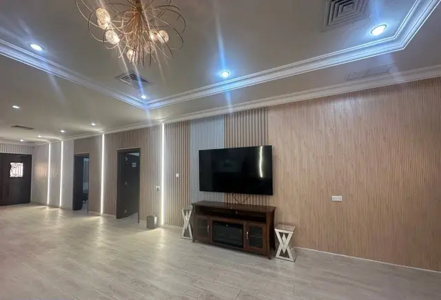 8 bedroom Chalet For Sale in Ahmadi, Ahmadi, Kuwait - photo 6