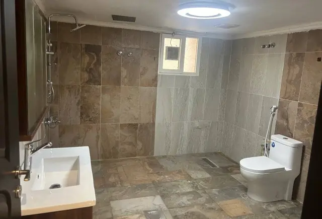 4 bedroom Villa For Sale in Adan, Mubarak Al-Kabeer, Kuwait - photo 4