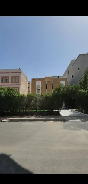 6 bedroom Villa For Rent in Adan, Mubarak Al-Kabeer, Kuwait - photo 5