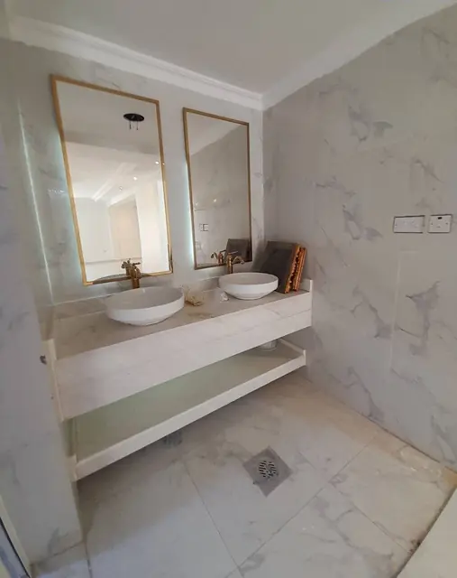 5 bedroom Villa For Rent in Riqqa, Ahmadi, Kuwait