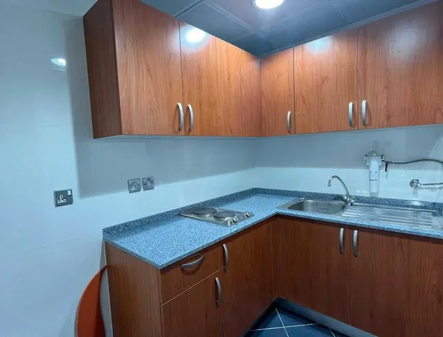5 bedroom Villa For Rent in Rabiya, Farwaniya, Kuwait - photo 3