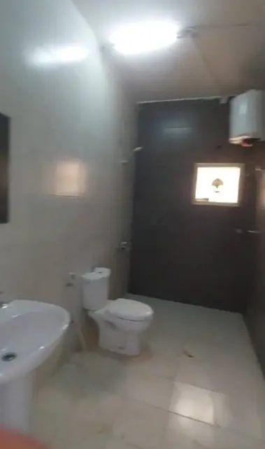 5 bedroom Villa For Rent in Mangaf, Ahmadi, Kuwait