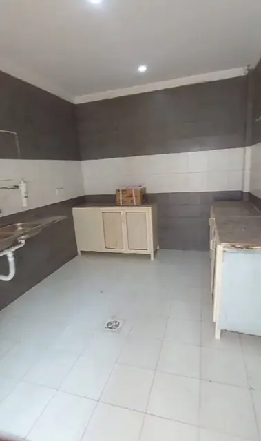 5 bedroom Villa For Rent in Mangaf, Ahmadi, Kuwait - photo 5