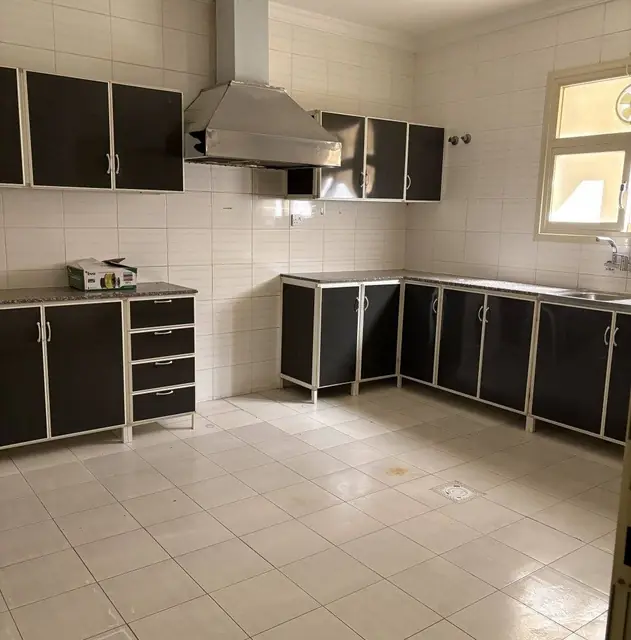 4 bedroom Villa For Rent in Zahra, Hawalli, Kuwait