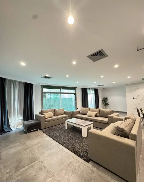 6 bedroom Chalet For Sale in Ahmadi, Ahmadi, Kuwait - photo 8