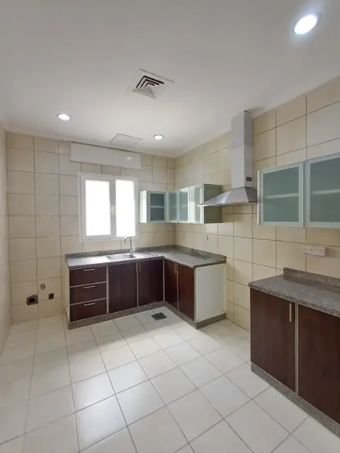 4 bedroom Apartment For Rent in Salam, Hawalli, Kuwait - photo 4