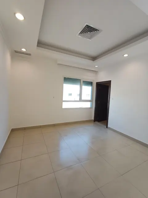 4 bedroom Apartment For Rent in Salam, Hawalli, Kuwait - photo 2