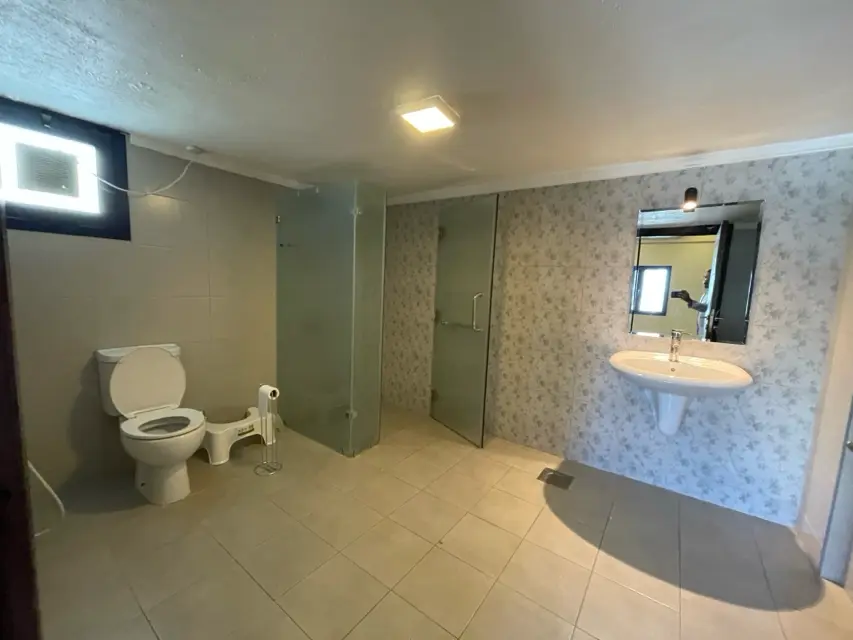 4 bedroom Villa For Rent in Surra, Al Asimah, Kuwait - photo 2