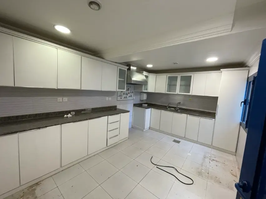 4 bedroom Villa For Rent in Surra, Al Asimah, Kuwait - photo 8