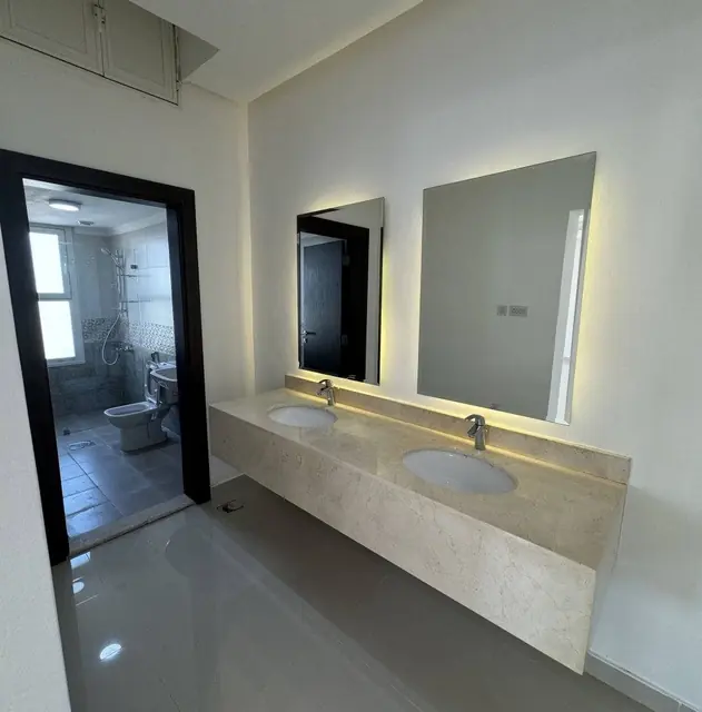 4 bedroom Apartment For Rent in Abu Futaira, Mubarak Al-Kabeer, Kuwait - photo 4
