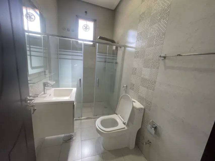 4 bedroom Apartment For Rent in Surra, Al Asimah, Kuwait - photo 6