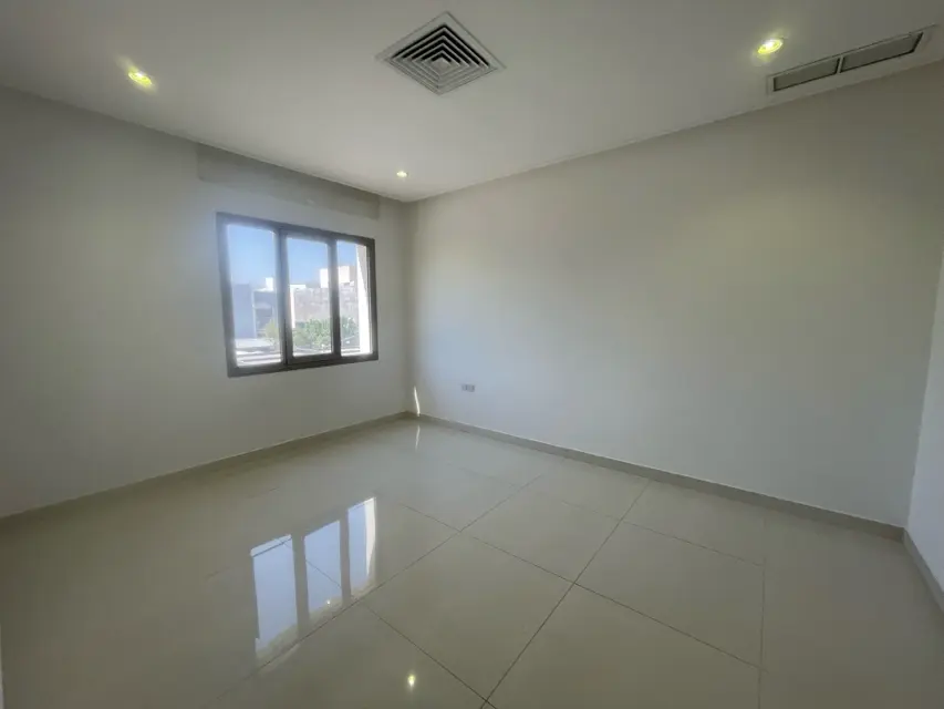 4 bedroom Apartment For Rent in Surra, Al Asimah, Kuwait - photo 7