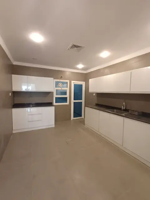 4 bedroom Apartment For Rent in Rumaithiya, Hawalli, Kuwait - photo 4