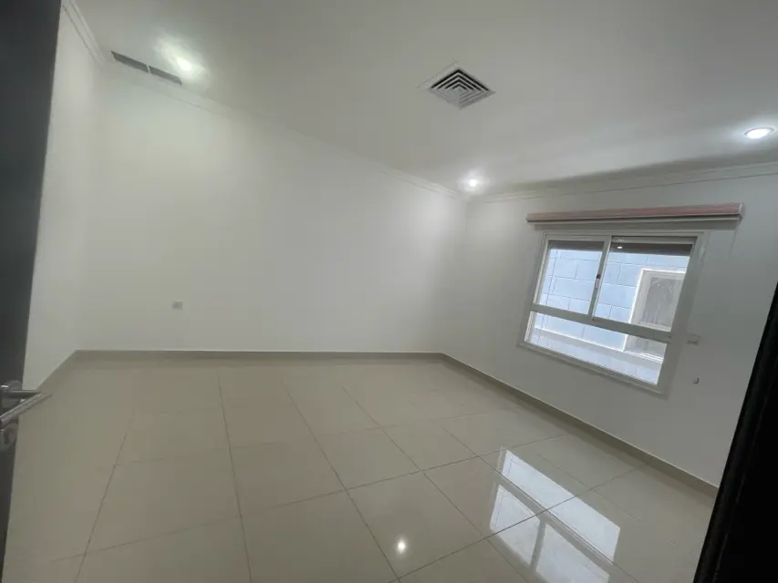 5 bedroom Apartment For Rent in Siddiq, Hawalli, Kuwait - photo 6