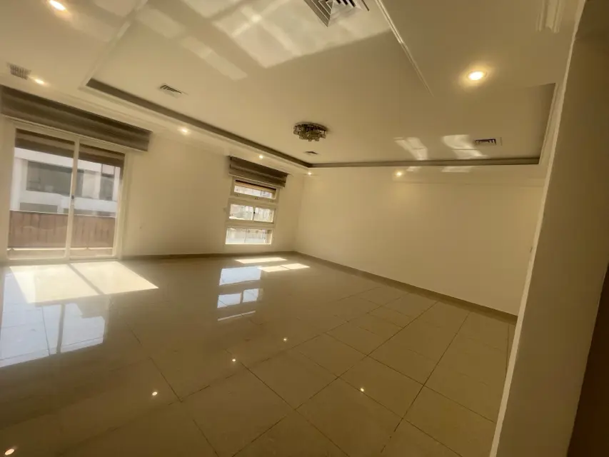 5 bedroom Apartment For Rent in Siddiq, Hawalli, Kuwait - photo 4