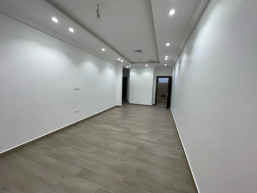 3 bedroom Apartment For Rent in Jaber Al-Ahmad City, Al Asimah, Kuwait - photo 2