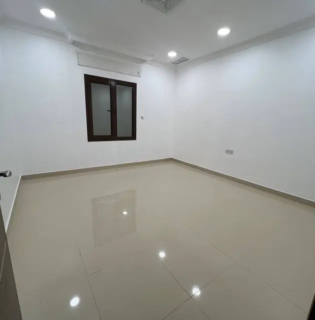 4 bedroom Apartment For Rent in Omariya, Farwaniya, Kuwait - photo 5