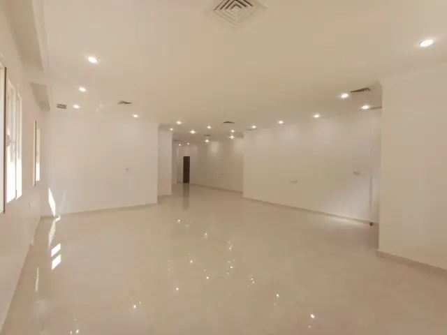 4 bedroom Apartment For Rent in Funaitis, Mubarak Al-Kabeer, Kuwait - photo 3