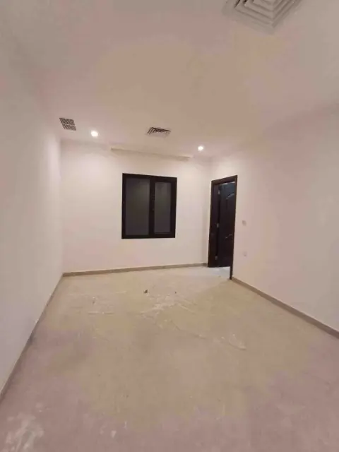 4 bedroom Apartment For Rent in Jabriya, Hawalli, Kuwait - photo 4