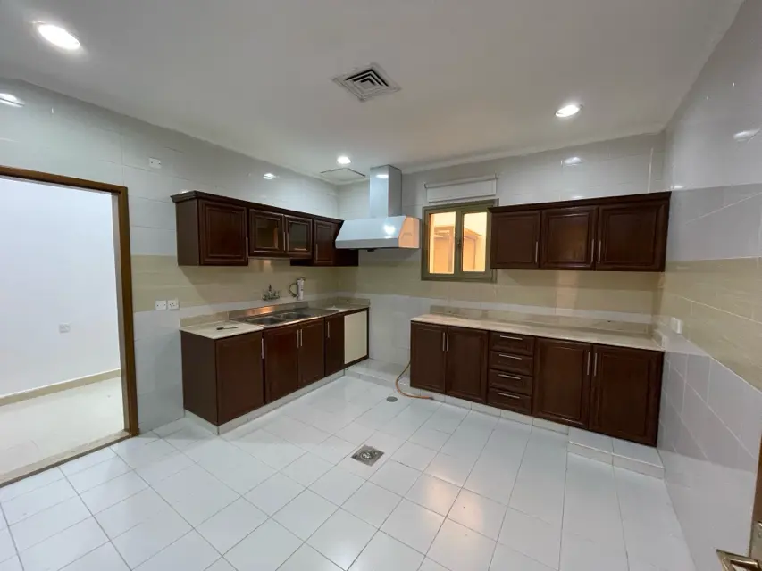 3 bedroom Apartment For Rent in Zahra, Hawalli, Kuwait - photo 6
