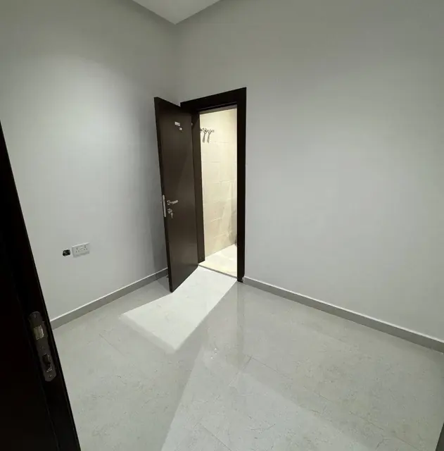 3 bedroom Apartment For Rent in Abdullah Al-Mubarak, Farwaniya, Kuwait - photo 3