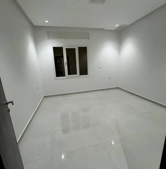3 bedroom Apartment For Rent in Abdullah Al-Mubarak, Farwaniya, Kuwait - photo 8