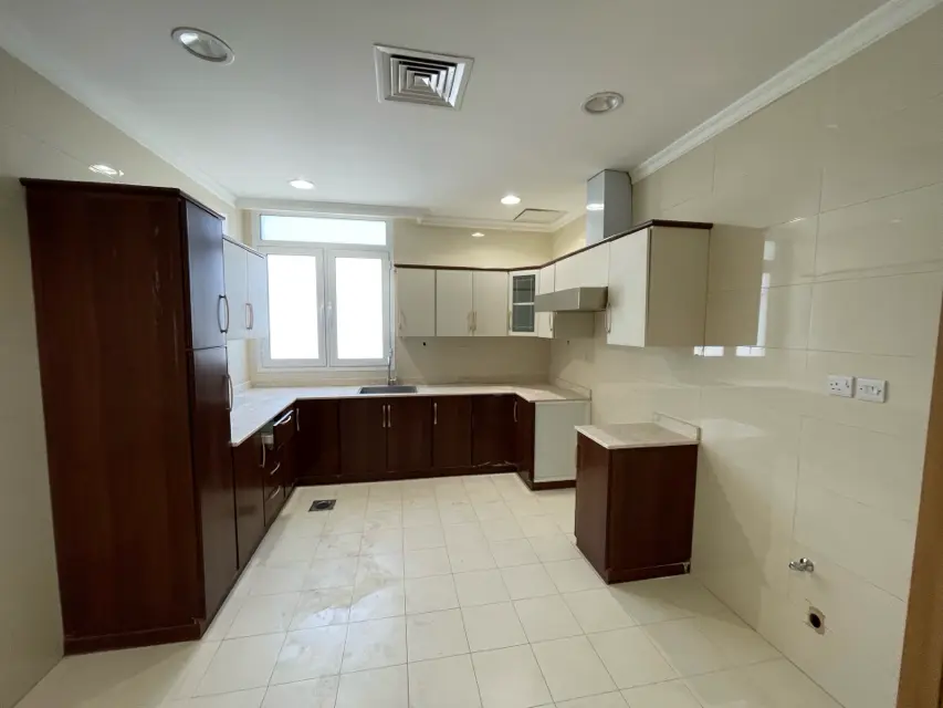 5 bedroom Apartment For Rent in Yarmouk, Al Asimah, Kuwait - photo 5