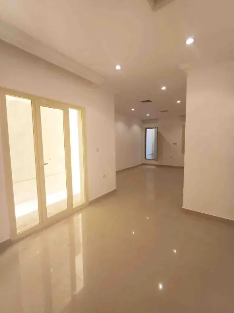 3 bedroom Apartment For Rent in Funaitis, Mubarak Al-Kabeer, Kuwait - photo 2