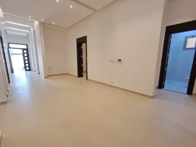 4 bedroom Apartment For Rent in Mishrif, Hawalli, Kuwait - photo 5