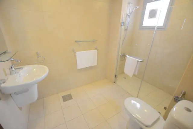 1 bedroom Apartment For Rent in Salmiya, Hawalli, Kuwait - photo 6