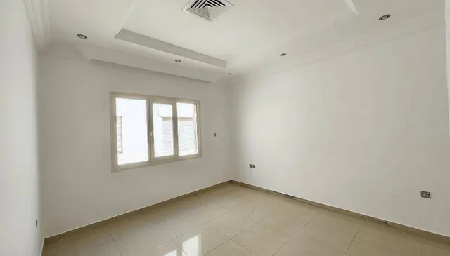 4 bedroom Apartment For Sale in Dasma, Al Asimah, Kuwait - photo 3