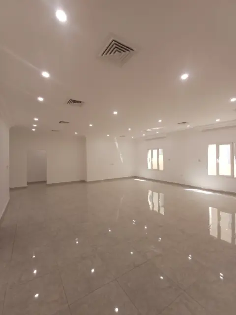 6 bedroom Apartment For Rent in Abu Futaira, Mubarak Al-Kabeer, Kuwait - photo 2