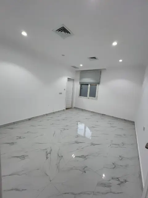 4 bedroom Apartment For Rent in Rumaithiya, Hawalli, Kuwait - photo 2