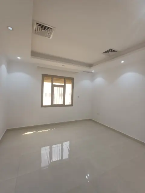 3 bedroom Apartment For Rent in Abu Futaira, Mubarak Al-Kabeer, Kuwait - photo 4