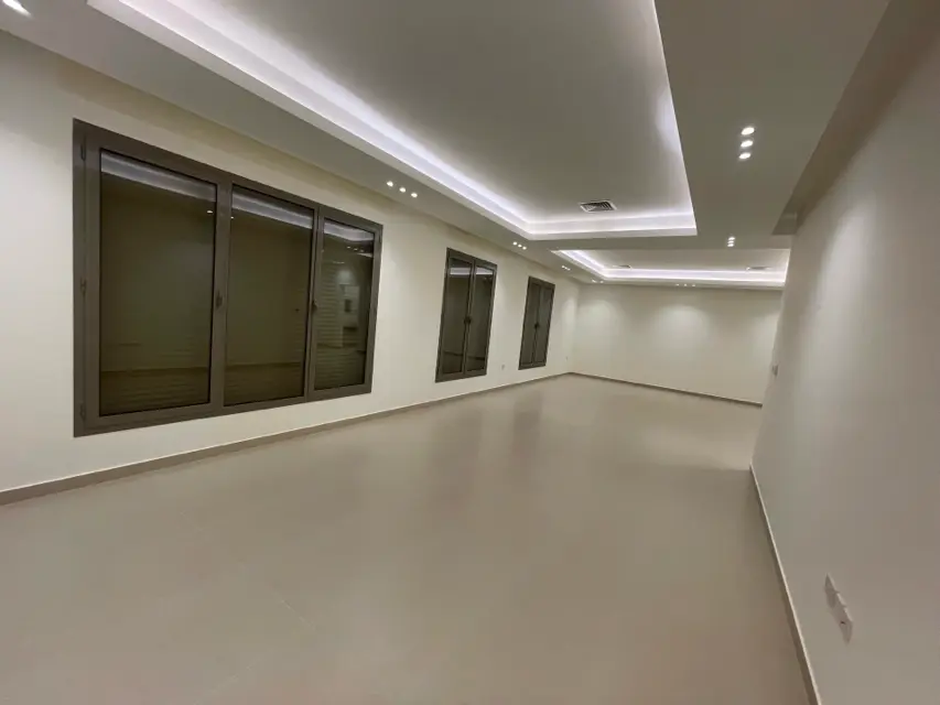 4 bedroom Apartment For Rent in Abu Futaira, Mubarak Al-Kabeer, Kuwait