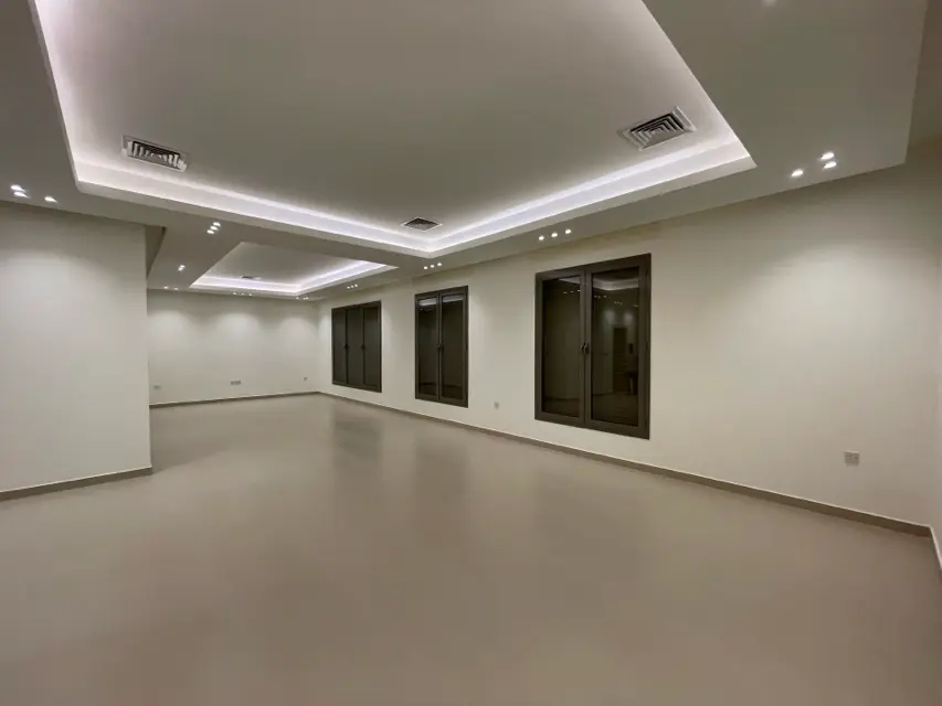4 bedroom Apartment For Rent in Abu Futaira, Mubarak Al-Kabeer, Kuwait - photo 2