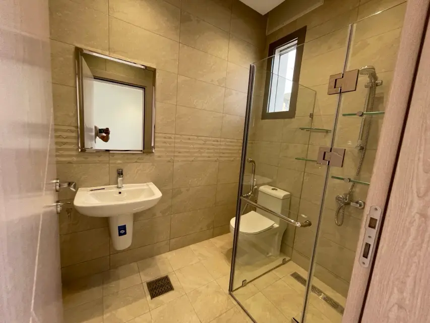 4 bedroom Apartment For Rent in Abu Futaira, Mubarak Al-Kabeer, Kuwait - photo 5