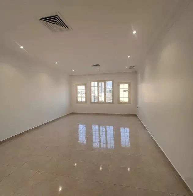 3 bedroom Villa For Rent in Jabriya, Hawalli, Kuwait - photo 5